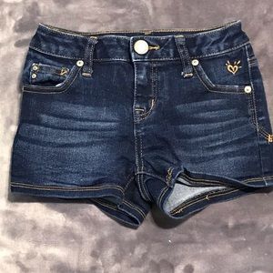 Justice girls jean shorts🍄